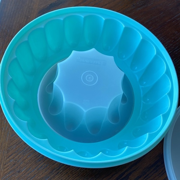 𝅺Tupperware - Vintage Jell-O and Asp Mould - Picture 5 of 14